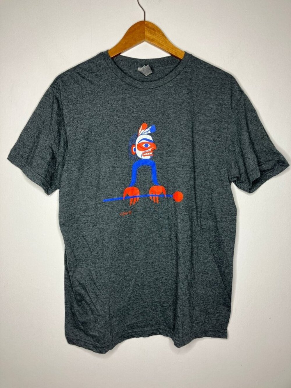 Native American Graphic PNW Men's Large Gray T-Shirt